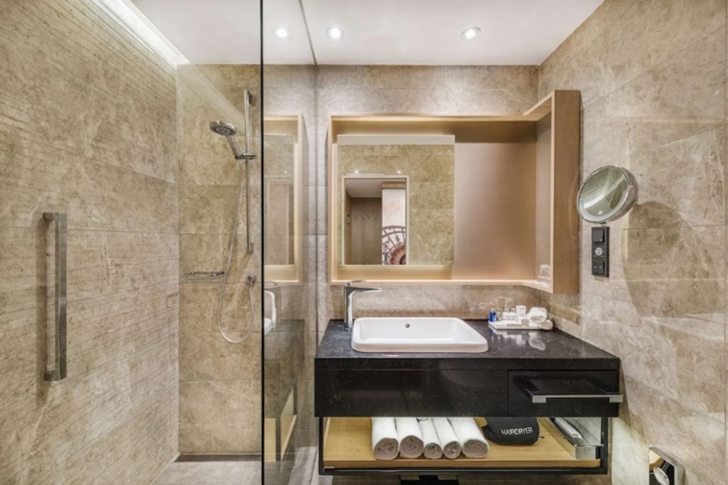 radison-blu-beke-hotel1-1024x682